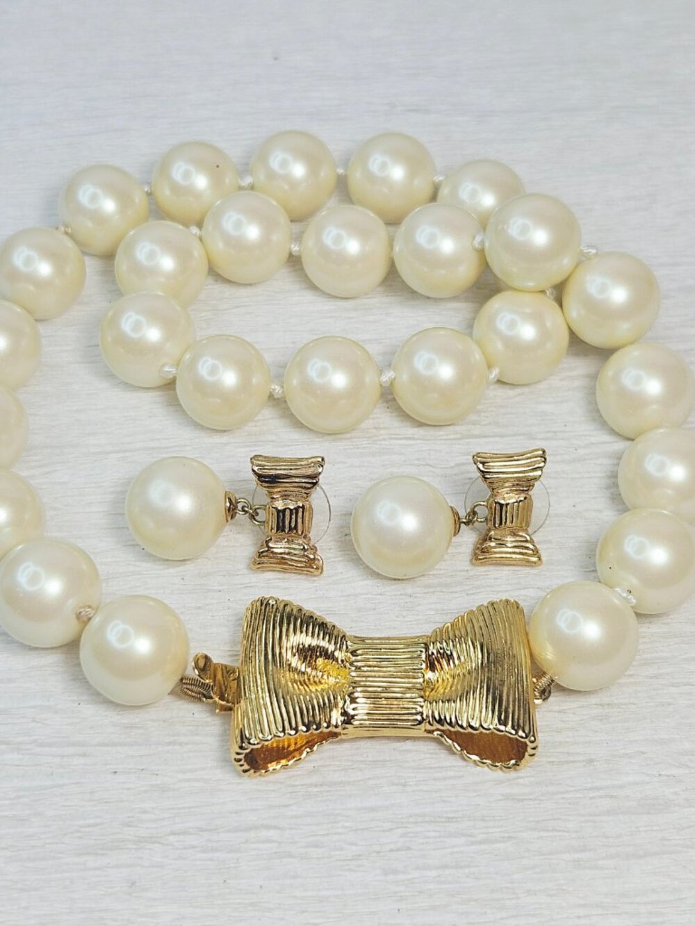 Kate Spade All Wrapped Up In Pearls Necklace Earrings - Picture 7 of 10